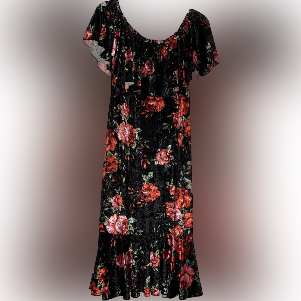 Lularoe NWT Cici Dress M black floral